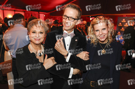 Galapremiere der Palazzo Dinnershow in Berlin