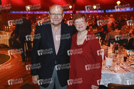 Galapremiere der Palazzo Dinnershow in Berlin