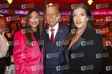 Galapremiere der Palazzo Dinnershow in Berlin