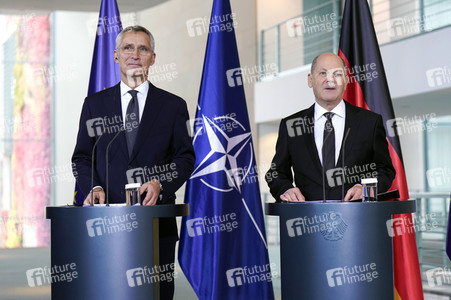 Empfang von Jens Stoltenberg im Kanzleramt in Berlin