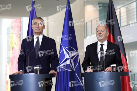 Empfang von Jens Stoltenberg im Kanzleramt in Berlin