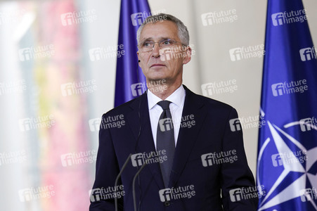 Empfang von Jens Stoltenberg im Kanzleramt in Berlin