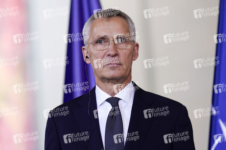 Empfang von Jens Stoltenberg im Kanzleramt in Berlin
