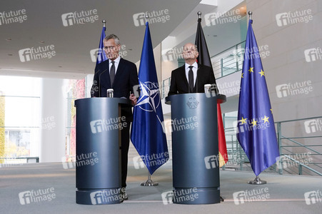 Empfang von Jens Stoltenberg im Kanzleramt in Berlin