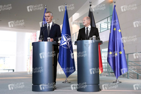 Empfang von Jens Stoltenberg im Kanzleramt in Berlin