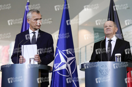 Empfang von Jens Stoltenberg im Kanzleramt in Berlin