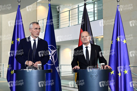 Empfang von Jens Stoltenberg im Kanzleramt in Berlin
