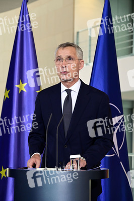 Empfang von Jens Stoltenberg im Kanzleramt in Berlin