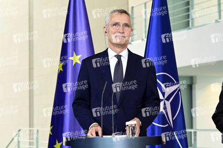 Empfang von Jens Stoltenberg im Kanzleramt in Berlin