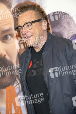 Filmpremiere 'Adventures of the Naked Umbrella' in Los Angeles