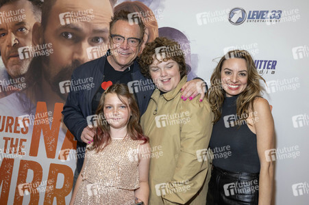 Filmpremiere 'Adventures of the Naked Umbrella' in Los Angeles