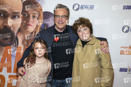 Filmpremiere 'Adventures of the Naked Umbrella' in Los Angeles