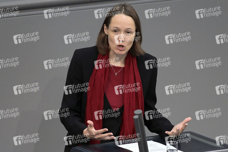 135. Sitzung des Deutschen Bundestages in Berlin