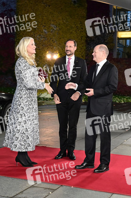 Empfang von Kronprinz Haakon von Norwegen und Kronprinzessin Mette-Marit von Norwegen im Kanzleramt in Berlin