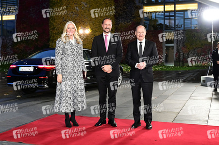 Empfang von Kronprinz Haakon von Norwegen und Kronprinzessin Mette-Marit von Norwegen im Kanzleramt in Berlin
