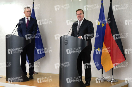 Arbeitsbesuch von NATO-Generalsekretär Jens Stoltenberg in Berlin