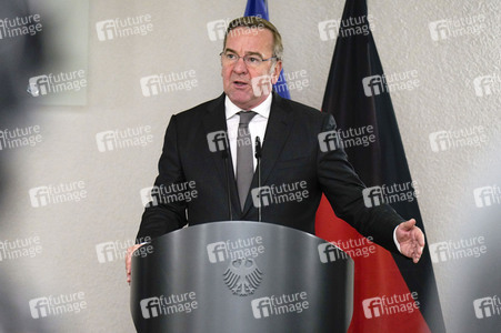 Arbeitsbesuch von NATO-Generalsekretär Jens Stoltenberg in Berlin