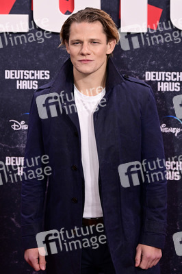 Serienpremiere 'Deutsches Haus' in Berlin