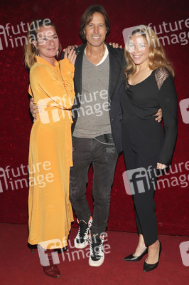 Premiere der Dinnershow 'Poletto Palazzo' in Hamburg