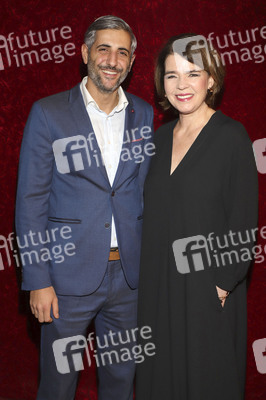 Premiere der Dinnershow 'Poletto Palazzo' in Hamburg