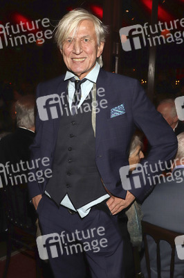 Premiere der Dinnershow 'Poletto Palazzo' in Hamburg