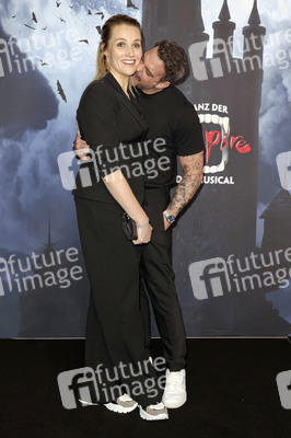 Musicalpremiere 'Tanz der Vampire' in Hamburg