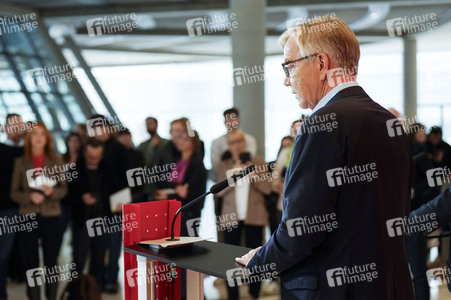 Pressestatement der Die Linke-Bundestagsfraktion in Berlin