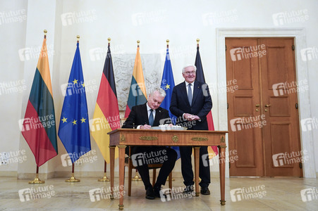 Empfang von Gitanas Nauseda im Schloss Bellevue in Berlin
