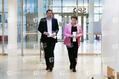 Pressekonferenz der SPD zu Beratungen aktueller Themen in Berlin