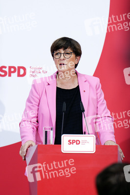 Pressekonferenz der SPD zu Beratungen aktueller Themen in Berlin
