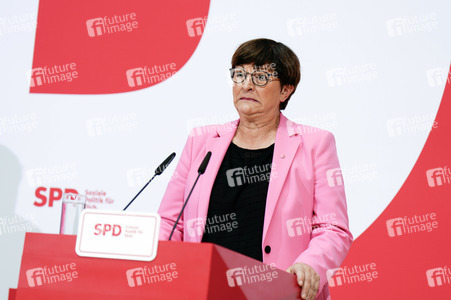 Pressekonferenz der SPD zu Beratungen aktueller Themen in Berlin