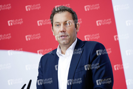 Pressekonferenz der SPD zu Beratungen aktueller Themen in Berlin