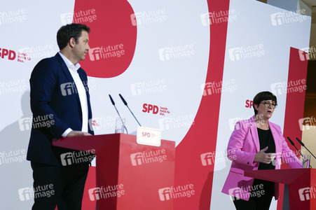Pressekonferenz der SPD zu Beratungen aktueller Themen in Berlin