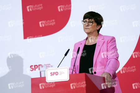 Pressekonferenz der SPD zu Beratungen aktueller Themen in Berlin