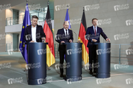 Pressestatement nach dem Urteil des Bundesverfassungsgerichts zum Nachtragshaushalt 2021 in Berlin