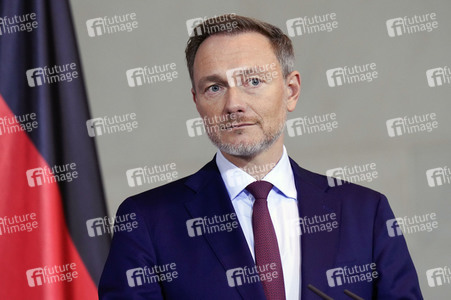 Pressestatement nach dem Urteil des Bundesverfassungsgerichts zum Nachtragshaushalt 2021 in Berlin