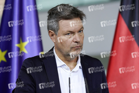 Pressestatement nach dem Urteil des Bundesverfassungsgerichts zum Nachtragshaushalt 2021 in Berlin