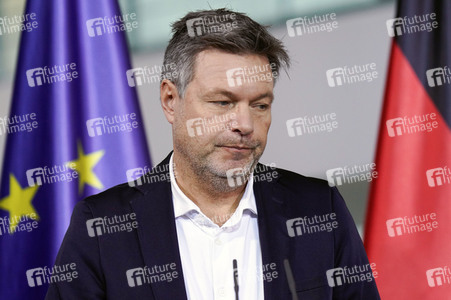 Pressestatement nach dem Urteil des Bundesverfassungsgerichts zum Nachtragshaushalt 2021 in Berlin