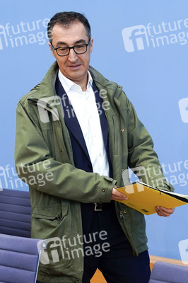 Bundespressekonferenz Bio-Strategie 2030 in Berlin
