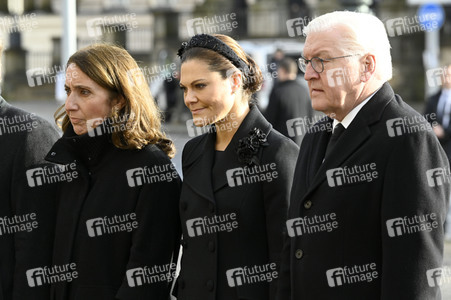 Kronprinzessin Victoria von Schweden bei der Kranzniederlegung zum Volkstrauertag in Berlin