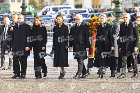 Kronprinzessin Victoria von Schweden bei der Kranzniederlegung zum Volkstrauertag in Berlin