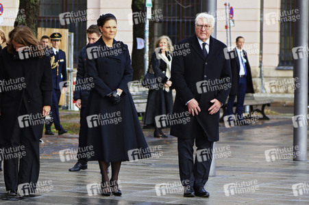 Kronprinzessin Victoria von Schweden bei der Kranzniederlegung zum Volkstrauertag in Berlin