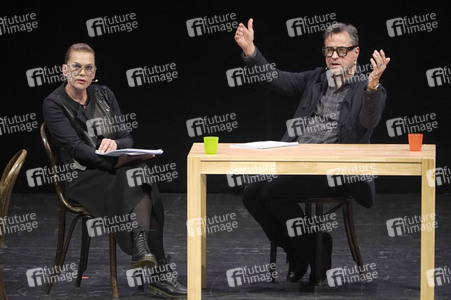 Lesung von Anna Loos und Jan Josef Liefers in Berlin