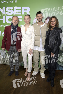Fototermin 'Unser Hof - Mit Cheyenne und Nino' in Berlin
