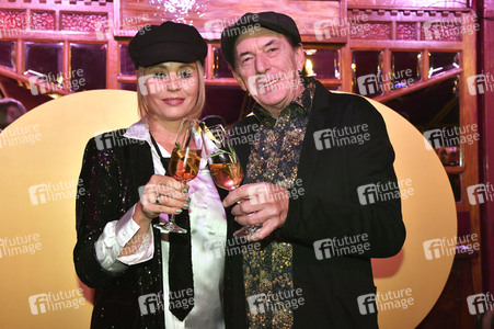 Dinner-Theater Premiere 'teatro - menu by Käfer' in München