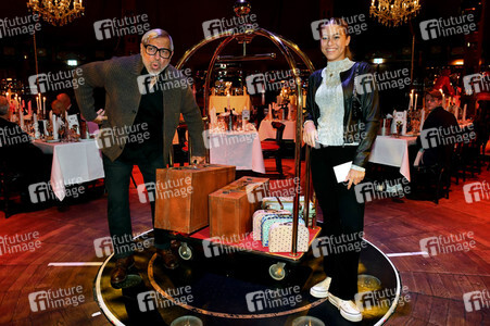 Dinner-Theater Premiere 'teatro - menu by Käfer' in München