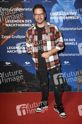 Weltpremiere der Produktion 'Legenden des Nachthimmels' in Berlin