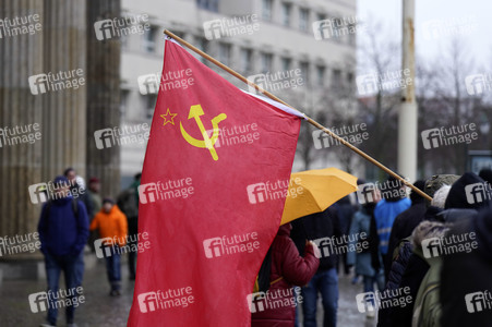Friedensdemonstration vor dem Brandenburger Tor in Berlin