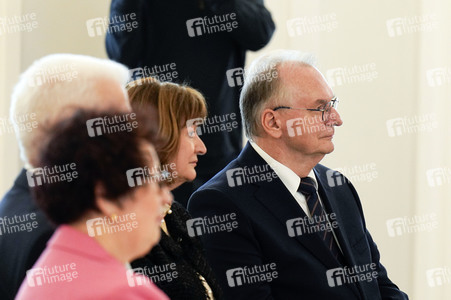 Verleihung des Verdienstordens der Bundesrepublik Deutschland an Ministerpräsidentinnen und Ministerpräsidenten in Berlin