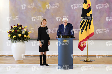 Verleihung des Verdienstordens der Bundesrepublik Deutschland an Ministerpräsidentinnen und Ministerpräsidenten in Berlin
